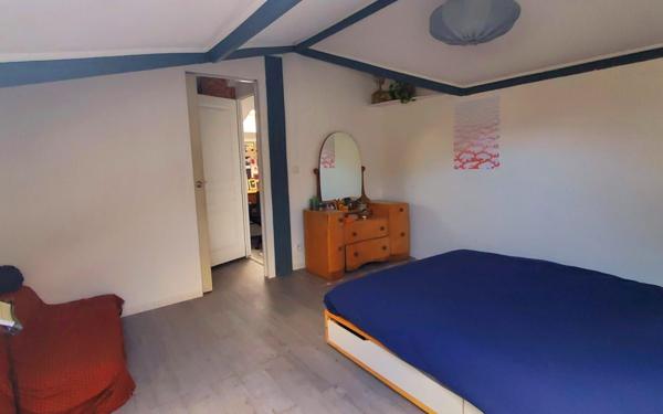 Appartement à vendre    3 pièces • 73 m2 Neuilly-Plaisance