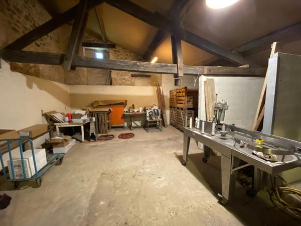 SECTEUR LIBOURNE - Domaine viticole historique , Demeure , Chai, 12 Hectares de vignes