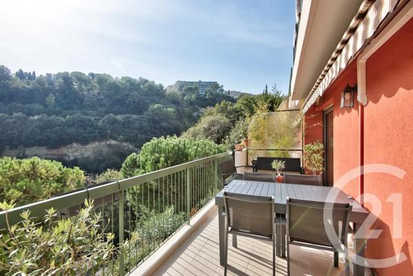 Appartement F3 à vendre  3 pièces - 69,60 m 2   NICE  - 06