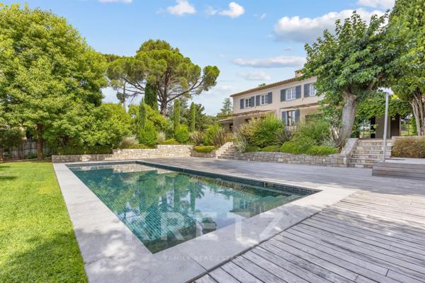 Villa au cœur de saint Basile à Mougins avec Piscine de Bali