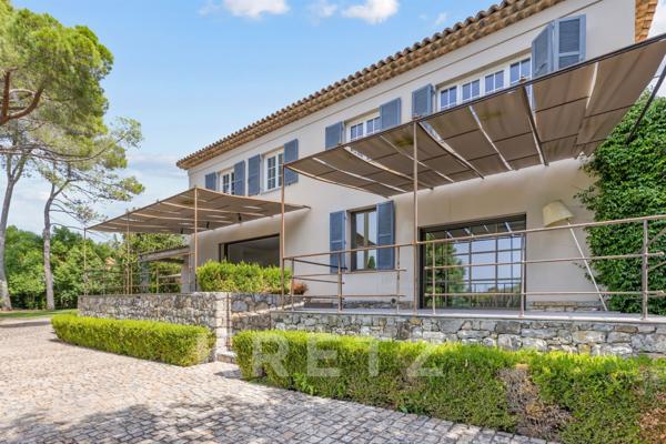 Villa au cœur de saint Basile à Mougins avec Piscine de Bali