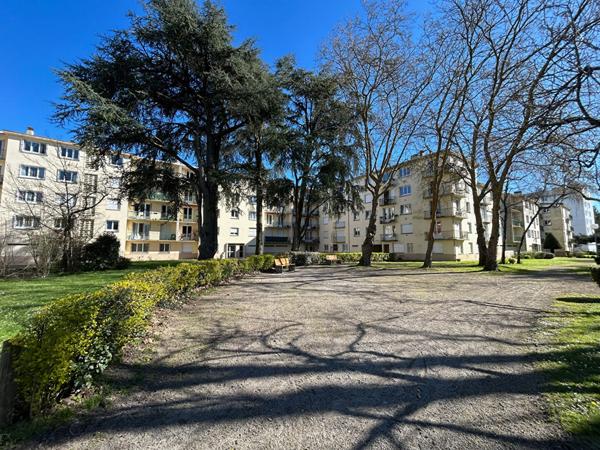 Appartement Nantes 4 pièces 65.48 m2