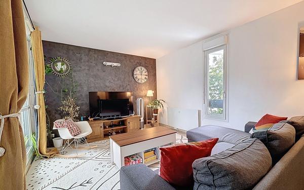 Appartement à vendre    4 pièces • 81,48 m2 Montigny-le-Bretonneux