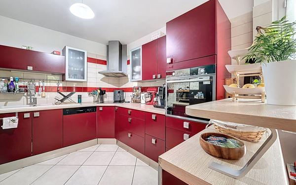 Appartement à vendre    4 pièces • 81,48 m2 Montigny-le-Bretonneux