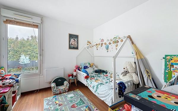 Appartement à vendre    4 pièces • 81,48 m2 Montigny-le-Bretonneux