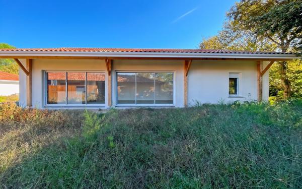 Maison à vendre    6 pièces • 139,65 m2 Vielle-Saint-Girons