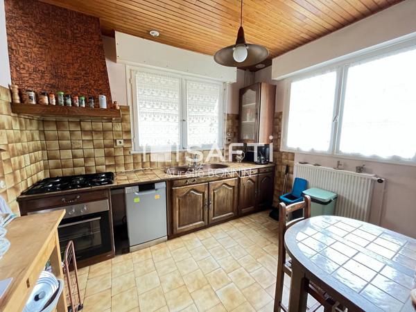 TALENCE PEIXOTTO – MAISON INDÉPENDANTE AVEC JARDIN  ET STATIONNEMENT PROCHE DU TRAM