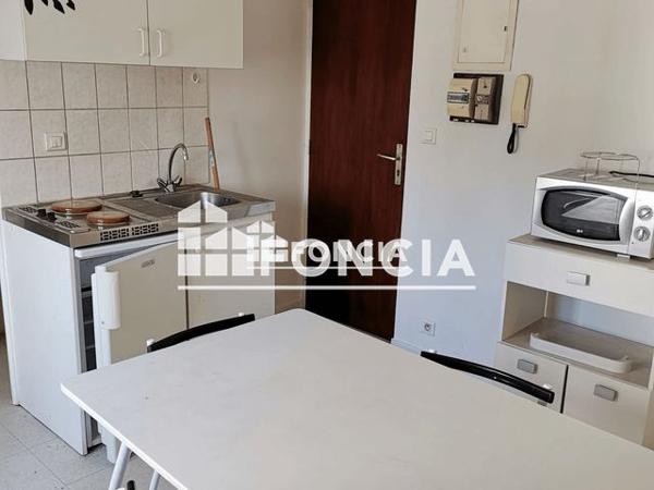 Location Appartement 2 pièces 23 m² - 6 RUE RICHARD LENOIR Flers 61100