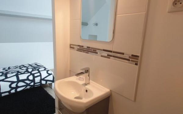 Appartement à louer    1 pièce • 9,74 m2 Champs-sur-Marne