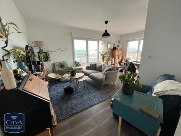 Appartement à louer 3 pièces 64.4m² Colombelles (14460)