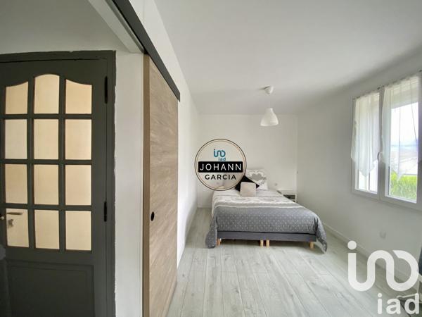 Maison 7 pièces de 175 m² à Valréas (84600)