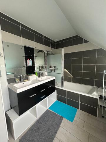 Maison 4 pièce(s) 3 chambre(s) 81.54 m²