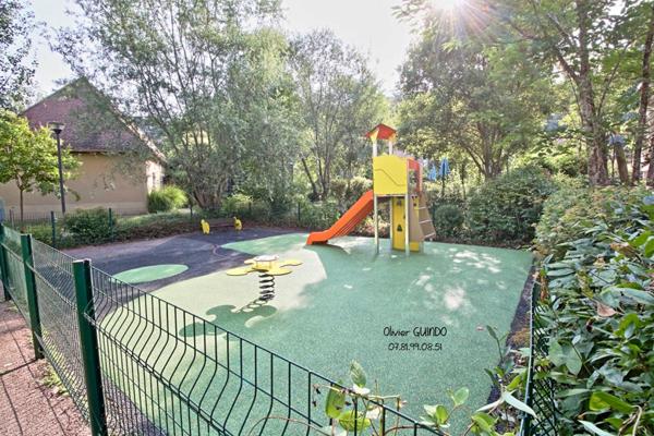 Appartement 3 pièces 35 m2 avec terrasse et piscine