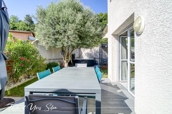 Appartement
         4 pièces
        - 91 m² Exclusivité 269 900 € *