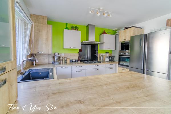 Appartement
         4 pièces
        - 91 m² Exclusivité 269 900 € *