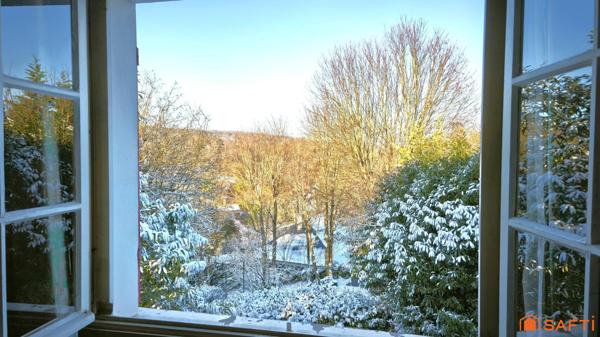 Une maison à part - à l'écart des regards