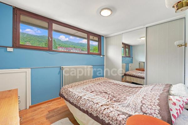 Maison à vendre 4 pièces SERGY (01)