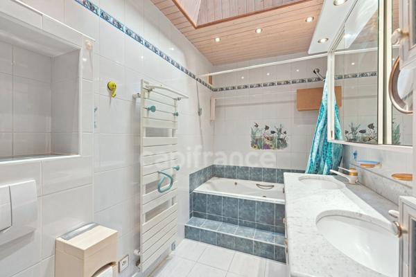 Maison à vendre 4 pièces SERGY (01)