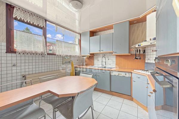 Maison à vendre 4 pièces SERGY (01)