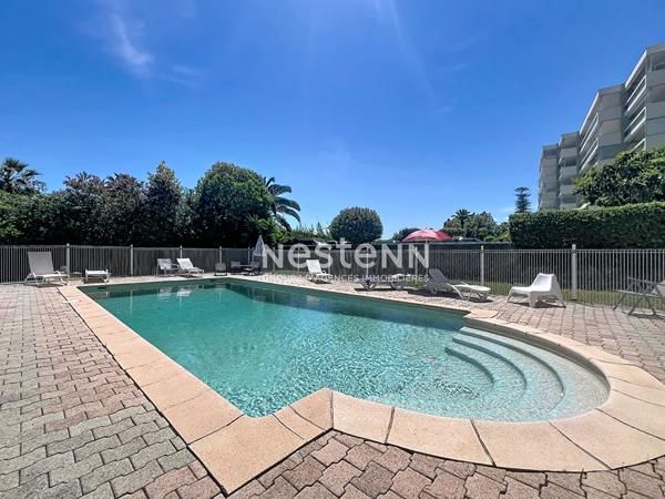 Golfe-Juan - Studio avec coin nuit et terrasse - Piscine - Sud - Secteur Mignonette