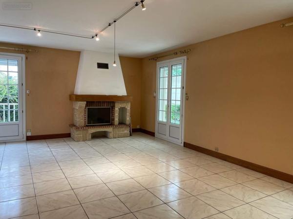 Maison à vendre à Mayenne en Mayenne (53100), ref : 046/762