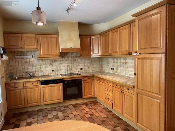 Maison à vendre à Mayenne en Mayenne (53100), ref : 046/762