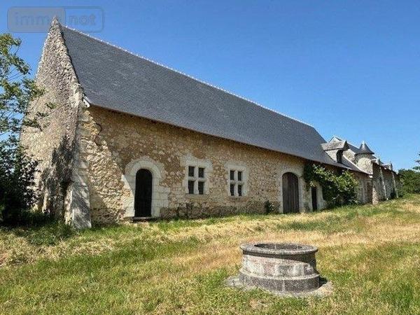Propriete à vendre à Baugé-en-Anjou dans le Maine-et-Loire (49150), ref : LB/2534   
centre