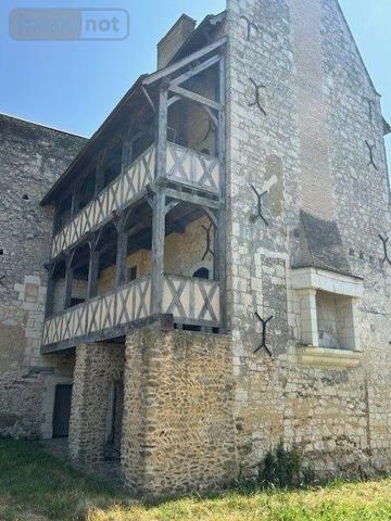 Propriete à vendre à Baugé-en-Anjou dans le Maine-et-Loire (49150), ref : LB/2534   
centre