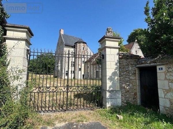 Propriete à vendre à Baugé-en-Anjou dans le Maine-et-Loire (49150), ref : LB/2534   
centre