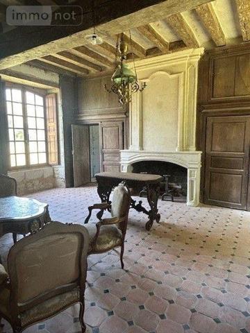 Propriete à vendre à Baugé-en-Anjou dans le Maine-et-Loire (49150), ref : LB/2534   
centre