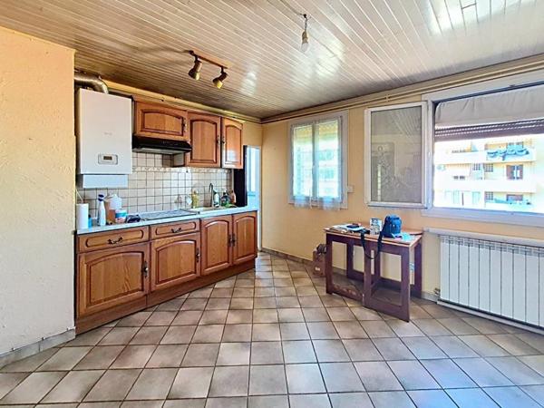 Appartement Marseille 3 pièce(s) 72 m2