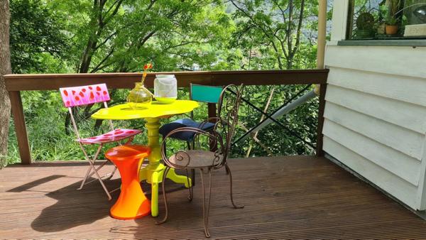 Mazet plein de charme, autonome en énergie, à 5 minutes du centre-ville