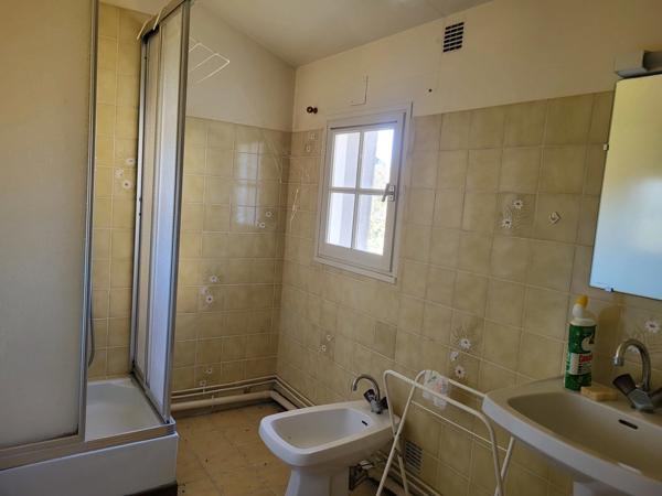 Maison à vendre 6 pièces MONCONTOUR (86) terrain 1824 m²