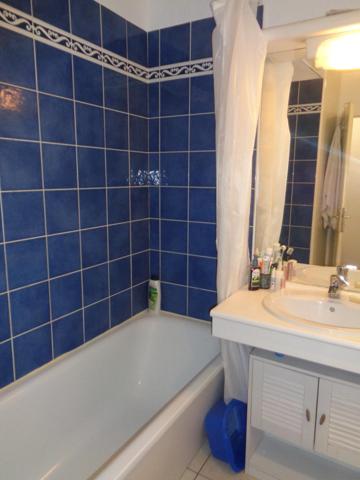 Très beau 2P avec Balcon Résidence Récente proche Gare de Cergy-le-Haut