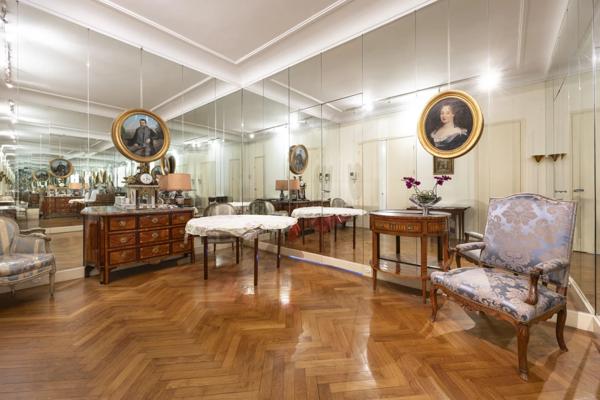 Appartement Paris 7e - ÉCOLE MILITAIRE / VAUBAN