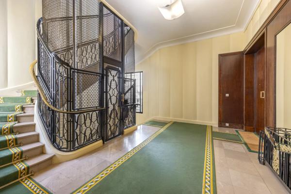 Appartement Paris 7e - ÉCOLE MILITAIRE / VAUBAN