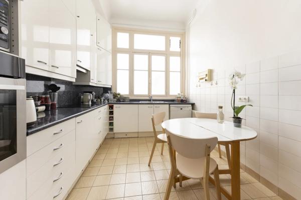 Appartement Paris 7e - ÉCOLE MILITAIRE / VAUBAN