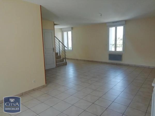 Appartement à louer 3 pièces 81.27m²