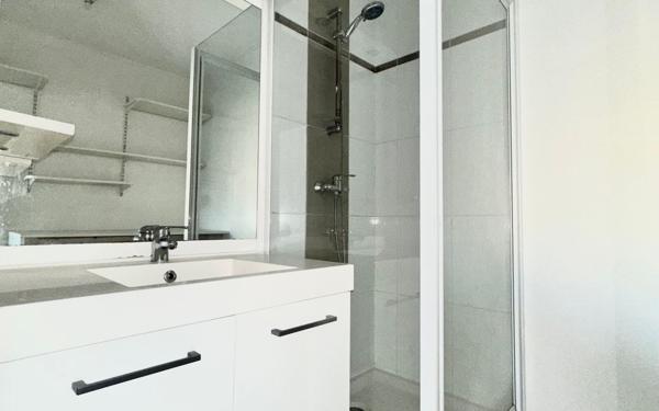 Appartement à vendre    2 pièces • 45 m2 Bruges