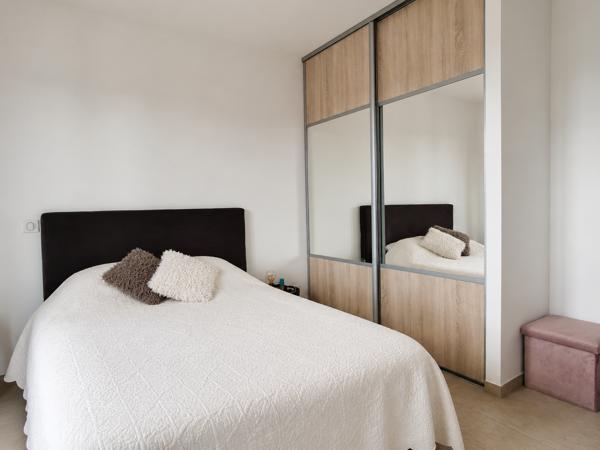 Maison
         5 pièces
        - 140 m² Bien prestige