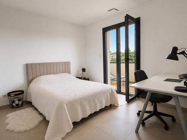 Maison
         5 pièces
        - 140 m² Bien prestige
