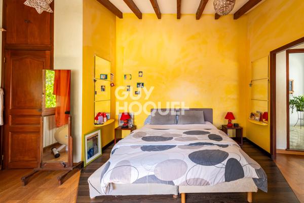 Maison plain-pied, piscine et terrain arboré de 1 645 m² — Chavanoz