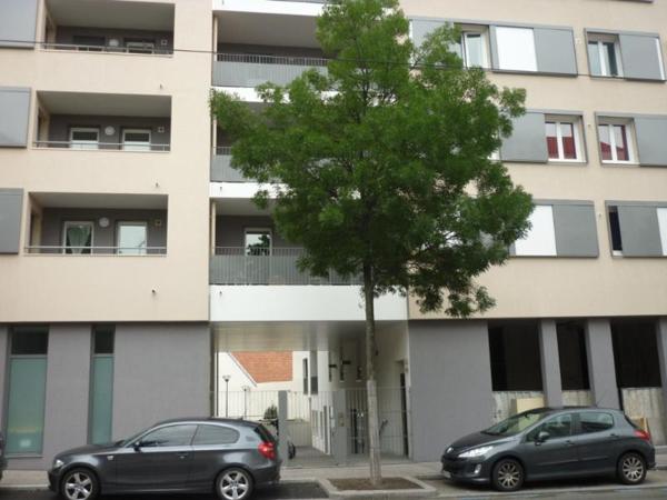 Appartement · Location Bron (69500) 3 pièces · 61m²