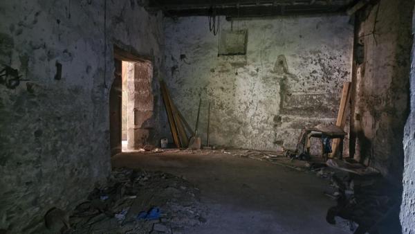 Maison de village à rénover – Fort potentiel –