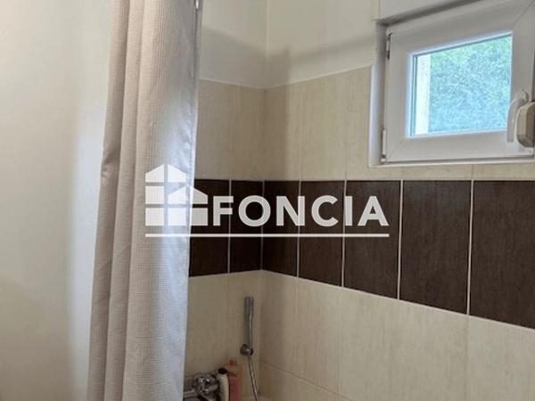 Location Appartement 3 pièces 68.36 m² - 141 ROUTE D'ANSOUIS Pertuis 84120