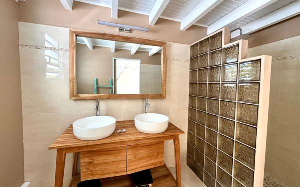 Maison à vendre    3 pièces • 55,22 m2 Saint-François