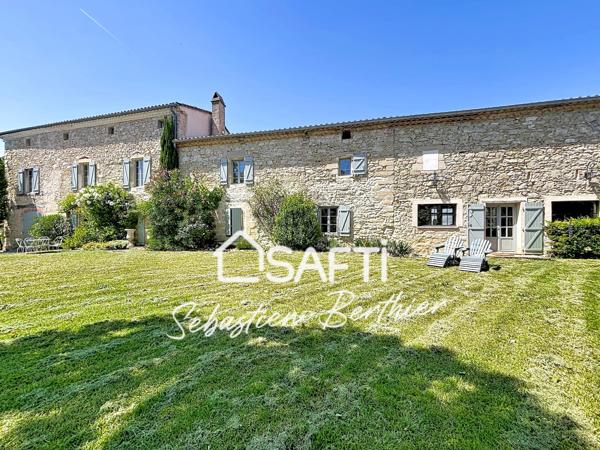 PROPRIÉTÉ DE CARACTÈRE – 400M² – PISCINE – TERRAIN DE 7 500 M²