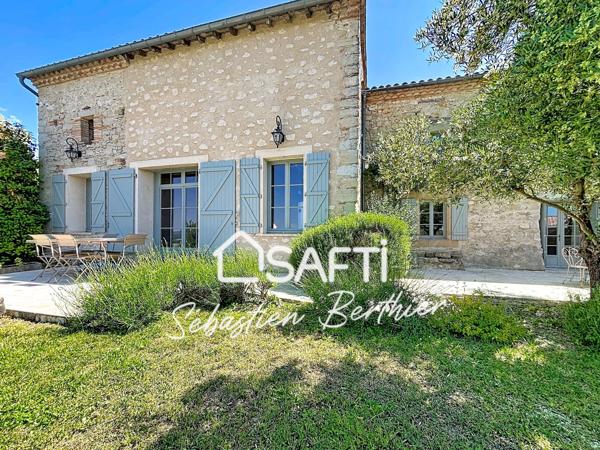 PROPRIÉTÉ DE CARACTÈRE – 400M² – PISCINE – TERRAIN DE 7 500 M²