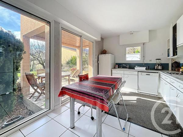 Maison à vendre  6 pièces - 132,10 m2 CHATEL GUYON - 63