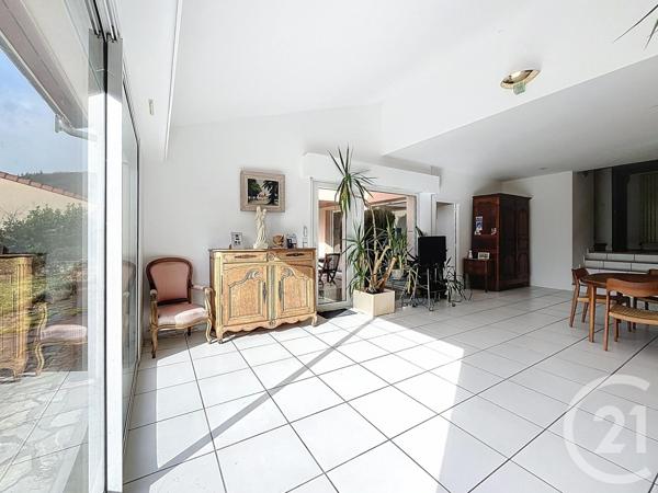 Maison à vendre  6 pièces - 132,10 m2 CHATEL GUYON - 63